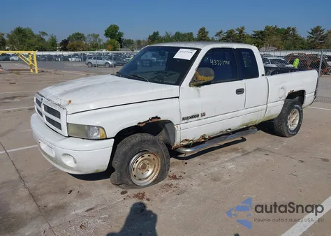 2001 Dodge Ram 1500 St из США, поврежденный, VIN 3B7HC13YX1G792382
